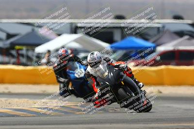 media/Apr-09-2022-SoCal Trackdays (Sat) [[c9e19a26ab]]/Turn 2 (1140am)/